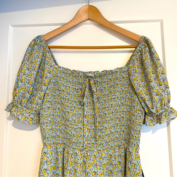 NWT Melloday Women’s Smocked Ditsy Floral Puff Bubble Sleeve Dress Size M - Picture 4 of 9